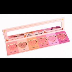 Too Faced Love Flush Blush Palette